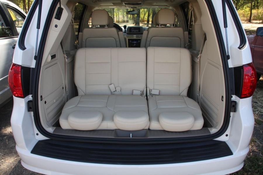  Volkswagen Routan 2009 года  (фото 22 из 80)